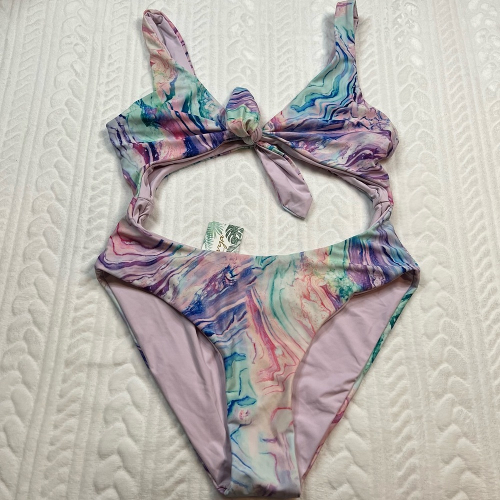 💗 *NEW* Forever 21 - Womans One Piece Swimsuit‎